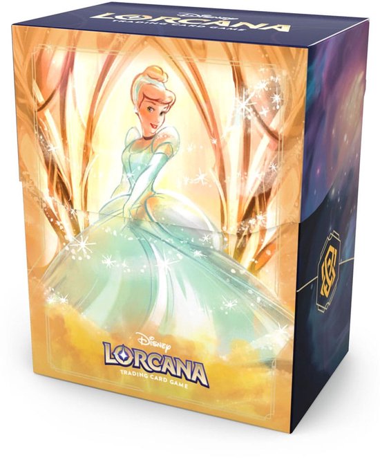Lorcana Bewaar en bescherm je Disney Lorcana kaarten in stijl met deze Cinderella Deck Box! Dit prachtige accessoire is perfect voor fans van Assepoester en biedt een veilige opbergplek voor je speelkaarten. Met een stevig ontwerp en een magneetsluiting b