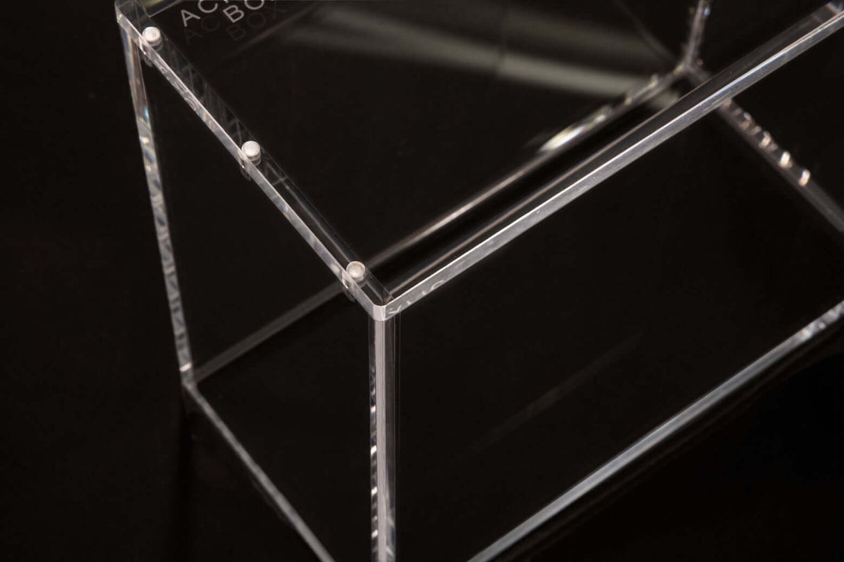 Accessoires De reguliere markt bevat 5MM en 8MM acryl producten.De acryldoos is de eerste die de dikte verandert in 6MM. Dit kleine detail opende de mogelijkheid voor ons om de sterke N52-magneten bovenop te plaatsen zonder de behuizing te kraken. Door ge