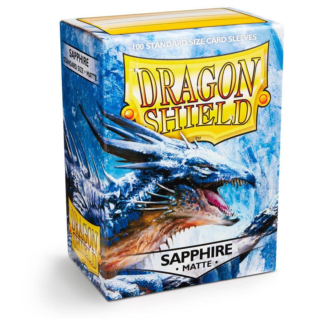 Accessoires Standard-size Dragon Shield Matte sleeves (63x88mm) met origineel draken artwork. Deze sleeves zijn PVC-vrij en geschikt voor kaartspellen zoals Magic: The Gathering, Pokémon TCG en andere kaartspellen. Een box bevat 100 sleeves en is voorzien