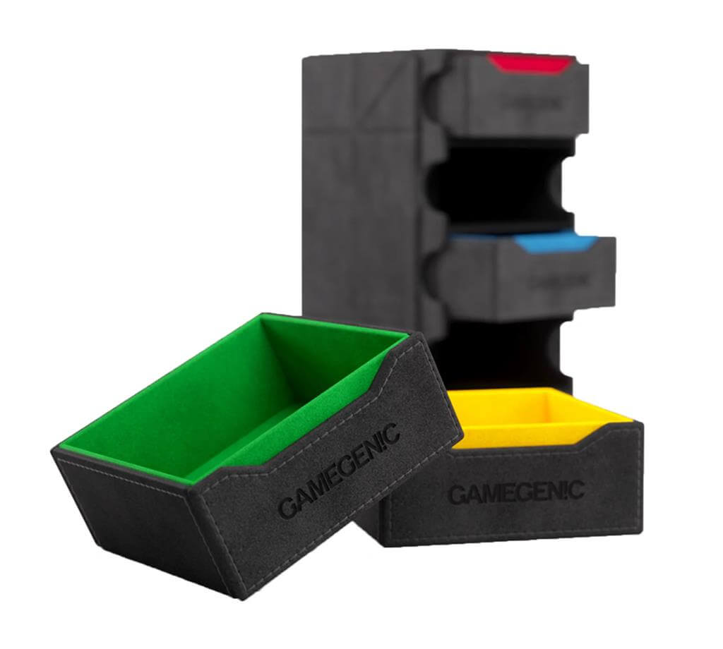 Accessoires Tokens' Lair is the first high-quality and revolutionary all-in-one token box. It is compact and extremely handy, making it the perfect addition to your games. The box is equipped with four colorful drawers, which means you will be able to qui
