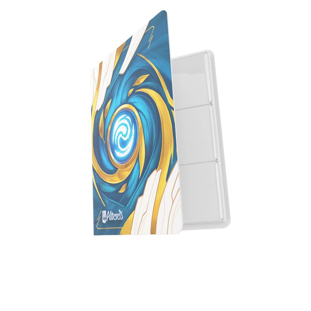 UITVERKOOP Keep your Altered® card collection safe – with style! The officially licensed Casual 18-Pocket Album is a budgetfriendly way to collect and organize your valuable Altered® cards. The Casual 18-Pocket Album has a colorful cover featuring highqua