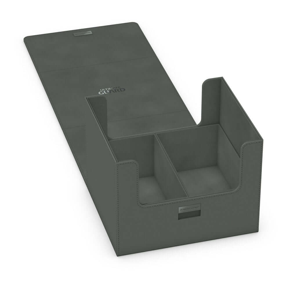 Accessoires Graded cards are little treasures, precious memories, and investments of undeniable value. Our Minthive 30+ offers you the smartest way to sort and store your cards. With space for 30+ card cases from various grading services, this hive will k