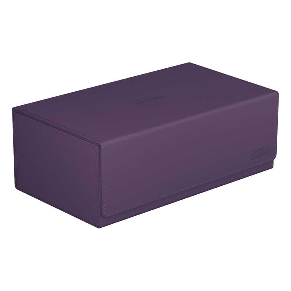 Accessoires Double your storage with our Arkhive 800+! This box offers space for more than 800 double-sleeved cards in standard size, can hold 350 Toploaders, or its two rows can simply be filled with a selection of your favorite deck boxes and cases. Its