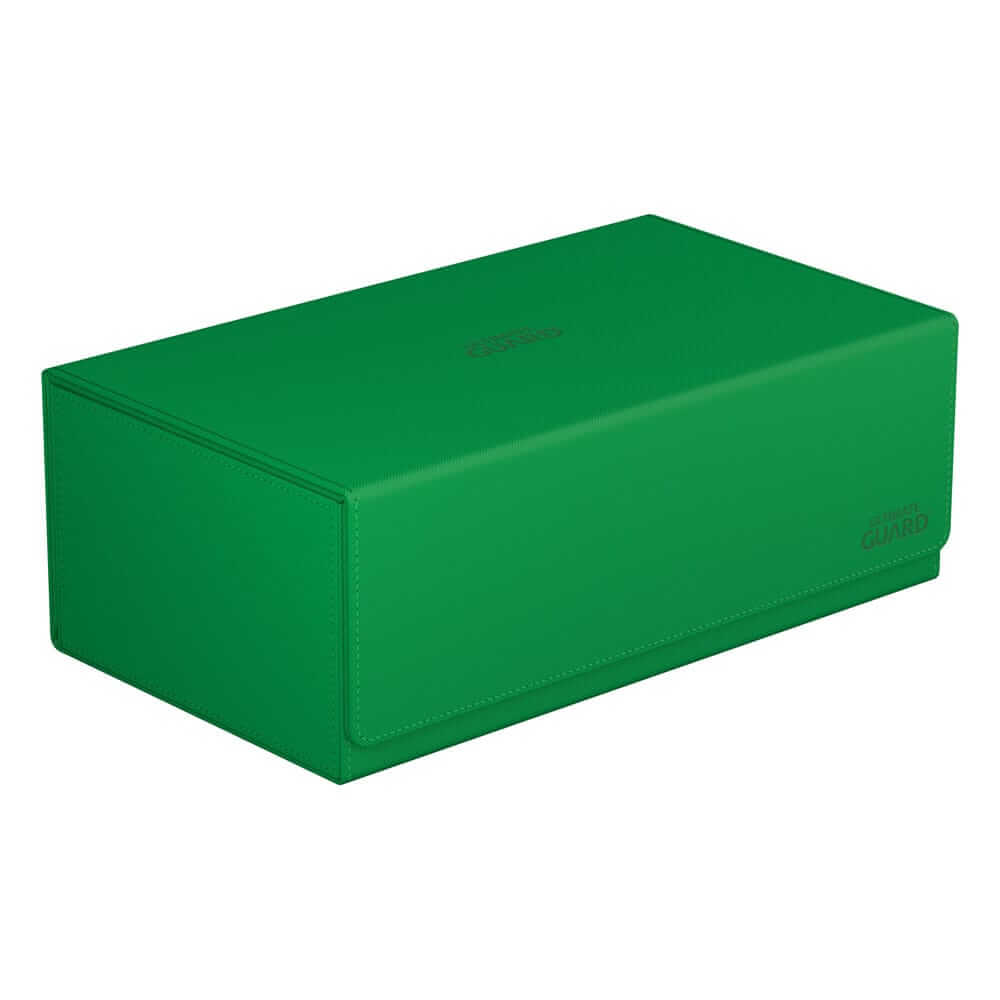 Accessoires Double your storage with our Arkhive 800+! This box offers space for more than 800 double-sleeved cards in standard size, can hold 350 Toploaders, or its two rows can simply be filled with a selection of your favorite deck boxes and cases. Its