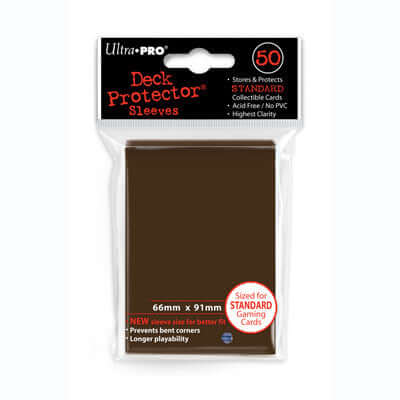 Accessoires Bruine Deck Protectors voor standaard kaarten (66x91 mm). Een pakje bevat 50 deck protectors.