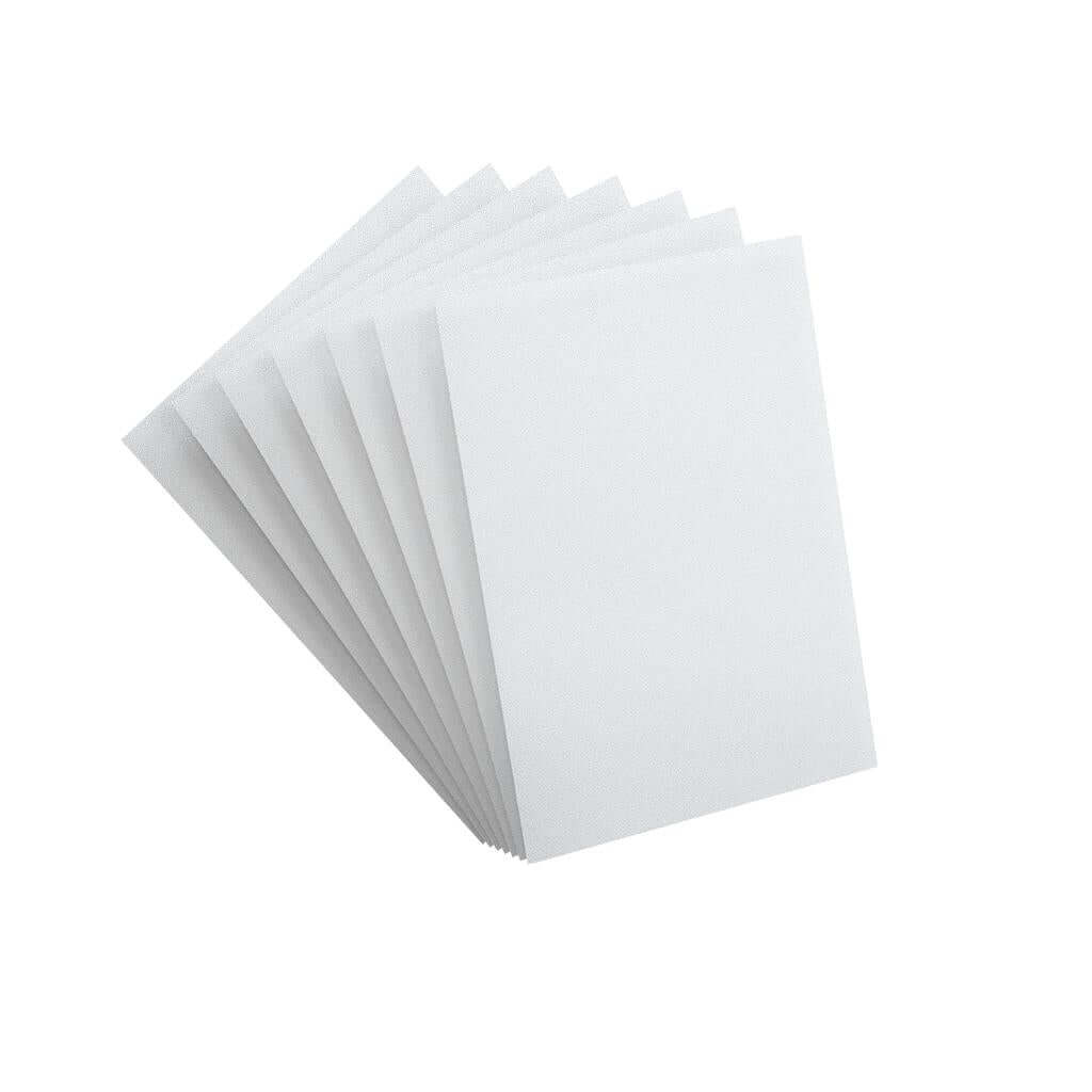 Accessoires Deze witte Prime Sleeves bieden een hoogwaardige bescherming voor standaard formaat kaarten van maximaal 64x89mm.