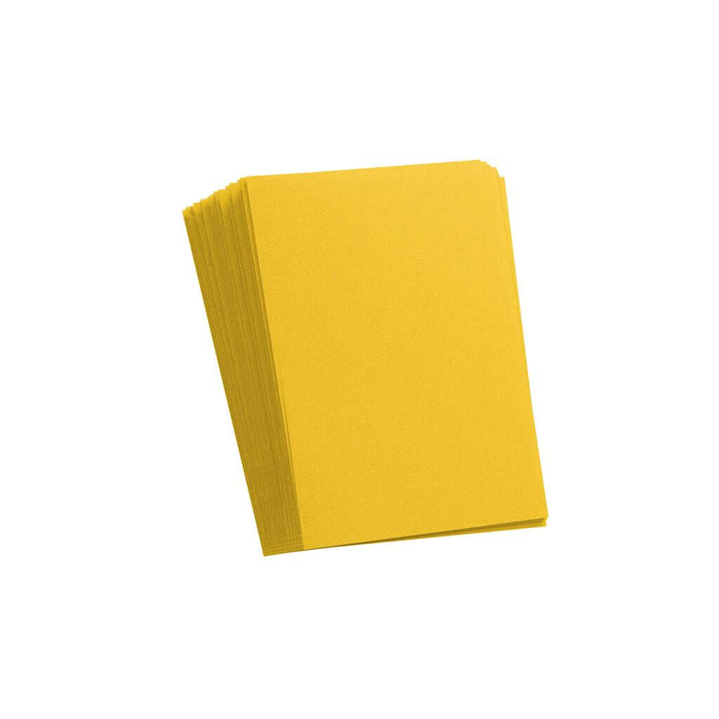 Accessoires Deze gele Matte Sleeves bieden een hoogwaardige bescherming voor standaard formaat kaarten van maximaal 64x89mm.