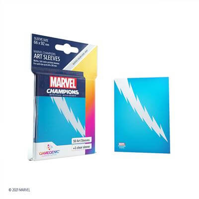 Accessoires SLEEVES Marvel Champions met Quicksilver. Een pakje bevat 50+1 sleeves. Afmetingen zijn 66 x 91 mm.