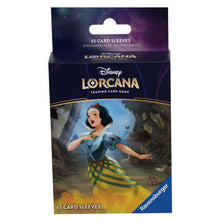 Lorcana Speciale Ursula's Return Card Sleeves met Snow White. Bevat 65 sleeves.