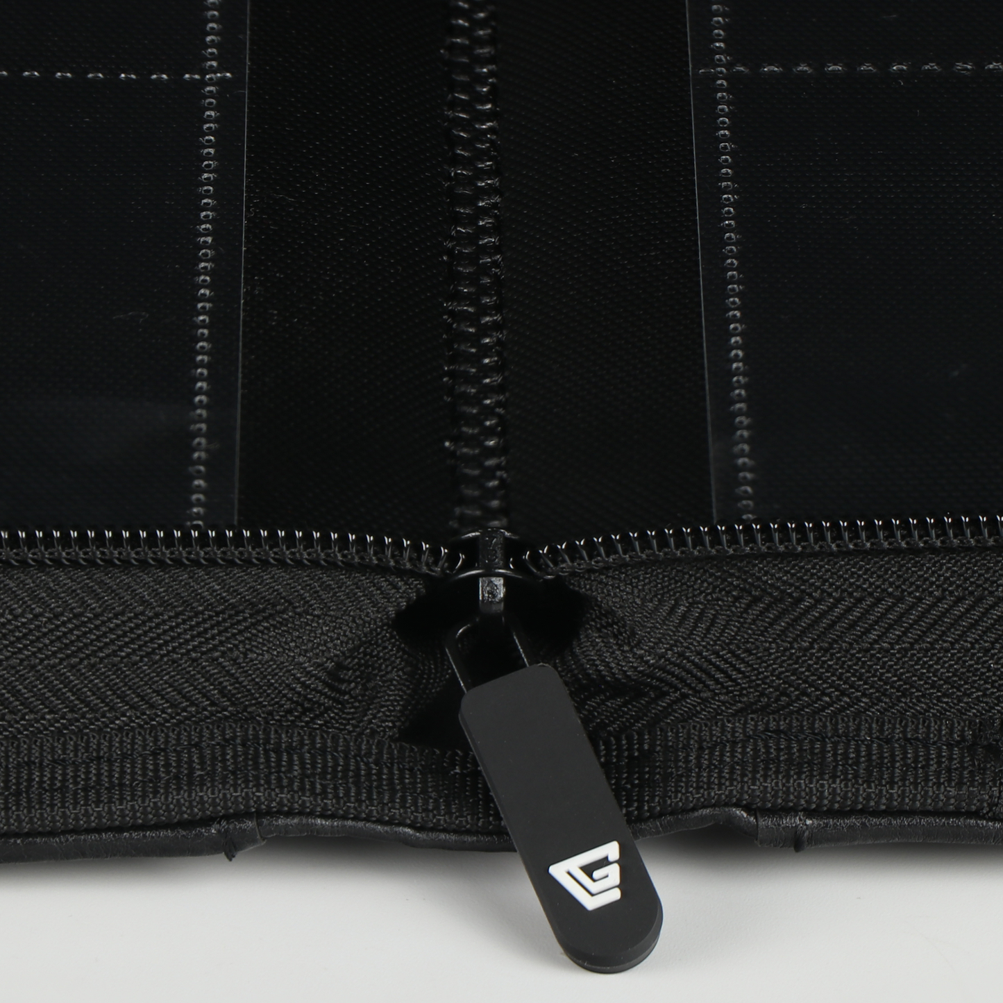 Classeur de collection Gemloader Premium 3X4 traditionnel avec pochettes (480 pochettes) - Noir