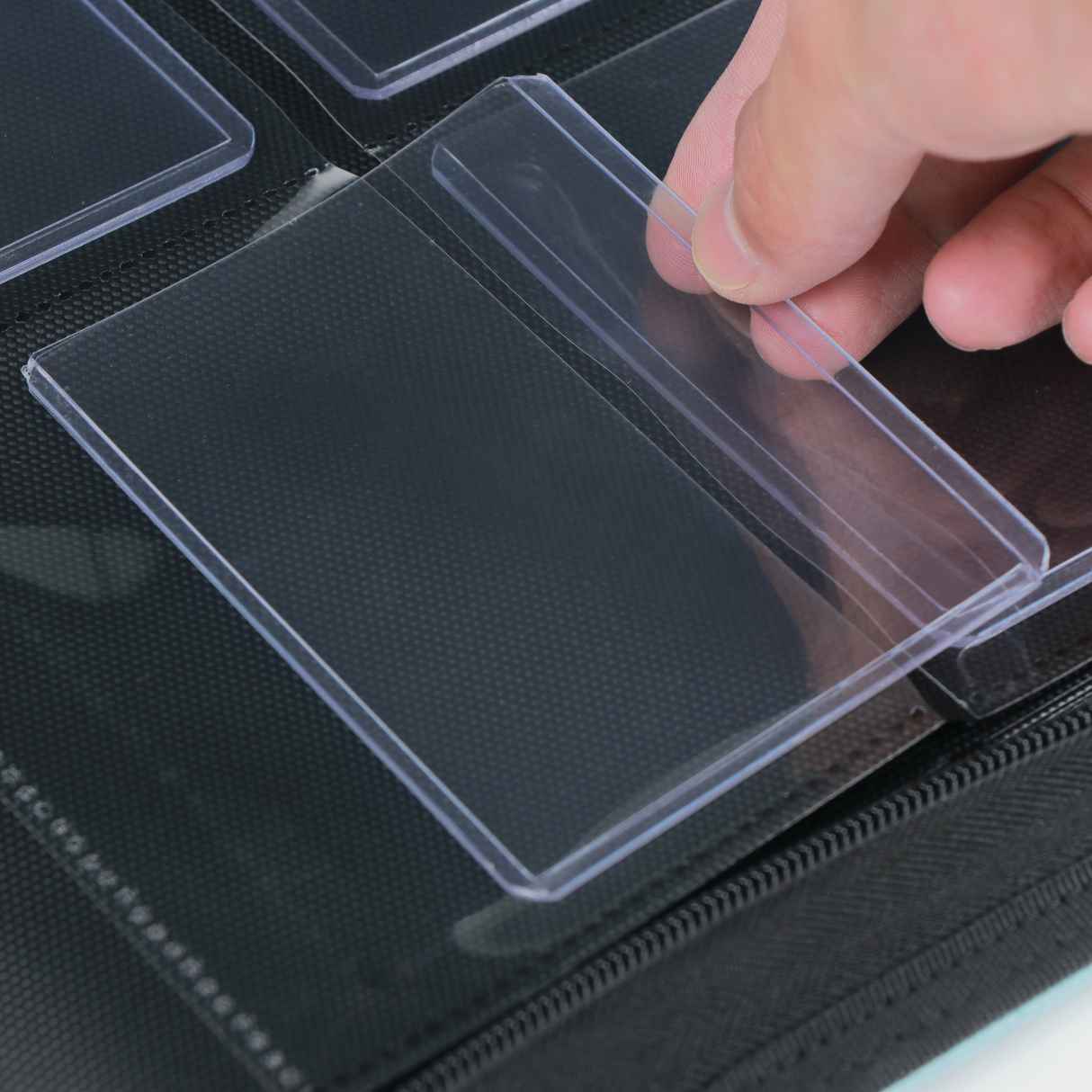 Gemloader Premium 3”X4” Toploader Binder (216 Pockets) - Paars