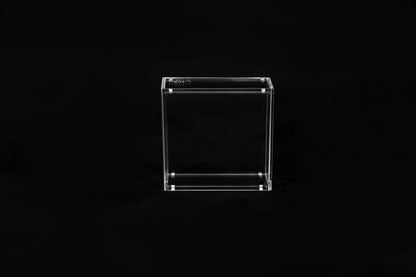Accessoires De reguliere markt bevat 5MM en 8MM acryl producten.De acryldoos is de eerste die de dikte verandert in 6MM. Dit kleine detail opende de mogelijkheid voor ons om de sterke N52-magneten bovenop te plaatsen zonder de behuizing te kraken. Door ge