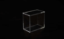 Accessoires De reguliere markt bevat 5MM en 8MM acryl producten.De acryldoos is de eerste die de dikte verandert in 6MM. Dit kleine detail opende de mogelijkheid voor ons om de sterke N52-magneten bovenop te plaatsen zonder de behuizing te kraken. Door ge