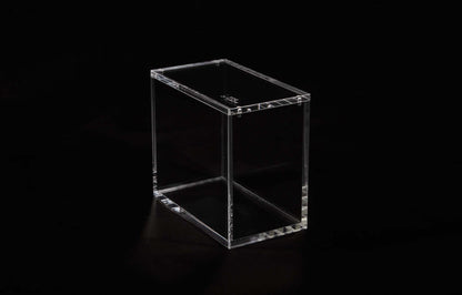 Accessoires De reguliere markt bevat 5MM en 8MM acryl producten.De acryldoos is de eerste die de dikte verandert in 6MM. Dit kleine detail opende de mogelijkheid voor ons om de sterke N52-magneten bovenop te plaatsen zonder de behuizing te kraken. Door ge