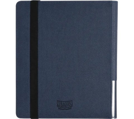 Accessoires De rijke, weelderige kleuren van een bosvloer vol verborgen geheimen. Bewaar, toon en wissel je kaarten met stijl in de exclusieve Card Codex portfolio.Bescherm je kostbare kaarten onder de versterkte Dragon Skin cover tegen deukjes en kreukel