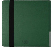Accessoires De rijke, weelderige kleuren van een bosvloer vol verborgen geheimen. Bewaar, toon en wissel je kaarten met stijl in de exclusieve Card Codex portfolio.Bescherm je kostbare kaarten onder de versterkte Dragon Skin cover tegen deukjes en kreukel