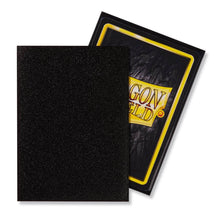 Accessoires Standard-size Dragon Shield Matte sleeves (63x88mm) met origineel draken artwork. Deze sleeves zijn PVC-vrij en geschikt voor kaartspellen zoals Magic: The Gathering, Pokémon TCG en Lord of the Rings TCG. Een box bevat 100 sleeves en is voorzi