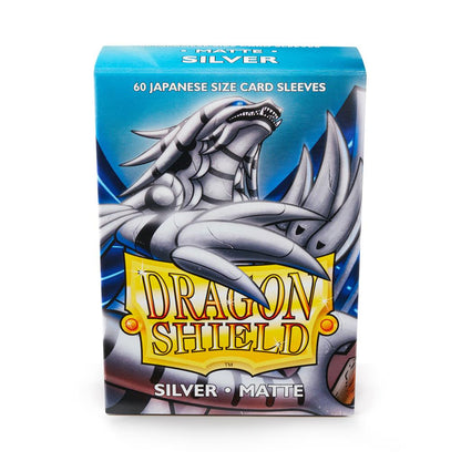 Accessoires Lightning, bold and impactful: Japanese size Dragon Shield Dual Matte sleeves. Clear front and a textured matte back. Fully opaque sleeves with a black interior, an elegant backdrop for black bordered cards.Comes in a box with 60 sleeves. The
