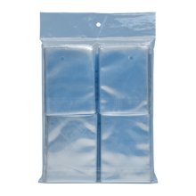 Accessoires Protect your trading cards from dirt and dust with Ultra PRO card sleeves. Made with non-PVC, ultra clear polypropylene film these sleeves are a must for any trading card collector looking to preserve the value of their trading cards. Sized to