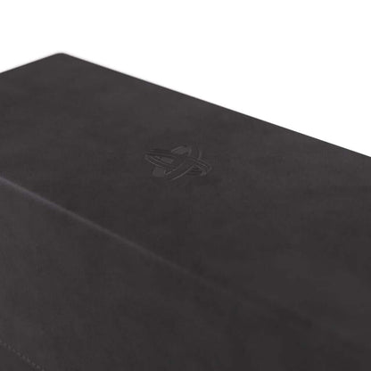 Accessoires The Academic 133+ XL, the box that broke all records, can hold 133+ double-sleeved cards in extra Thick Inner Sleeves* plus accessories. Numerous members of the community have requested a cleaner version of the box, without the Tolarian logos,