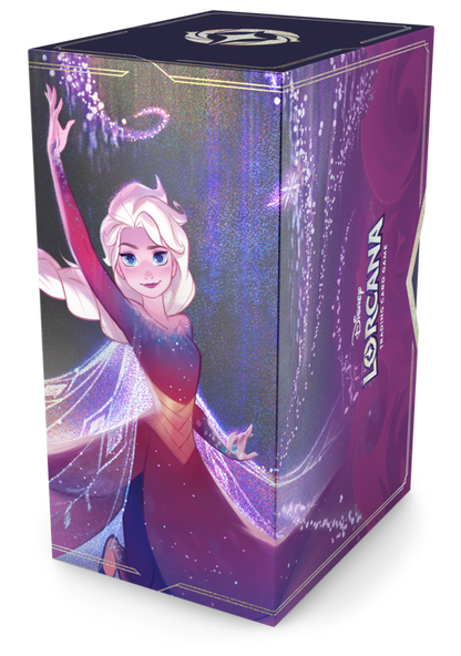 Lorcana Beleef de magie van Disney Lorcana met de exclusieve Fabled Gift Set: Elsa. Deze luxe verzamelbox is zorgvuldig samengesteld voor zowel verzamelaars als spelers, en bevat unieke items die nergens anders verkrijgbaar zijn. Inhoud van de set: 1 excl