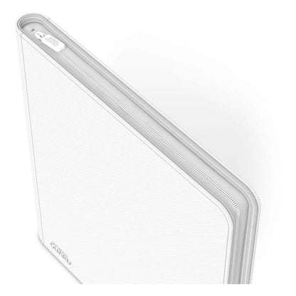 Accessoires Optimized for Playsets. View and organize your collection in a more suitable way!High quality Playset binder with durable XenoSkin cover, zipper closure and 20 integrated 24-pocket-pages for all standard- and Japanese sized gaming cards.- Desi