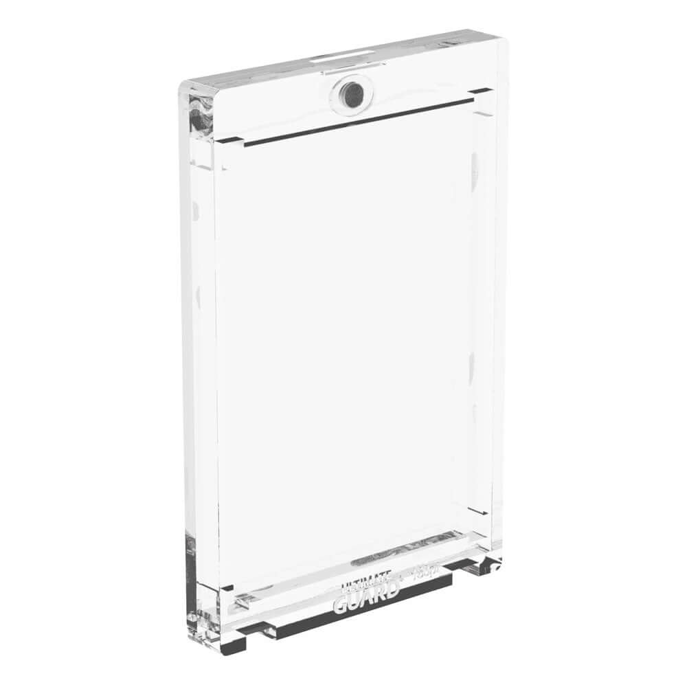 Accessoires Many just call them cards; we call them treasures! A superb level of protection for your most beloved and valuable cards. Available in different sizes, for all kind of collectible cards, our Magnetic Card Case with recessed corners and UV prot