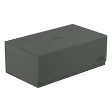 Accessoires Double your storage with our Arkhive 800+! This box offers space for more than 800 double-sleeved cards in standard size, can hold 350 Toploaders, or its two rows can simply be filled with a selection of your favorite deck boxes and cases. Its