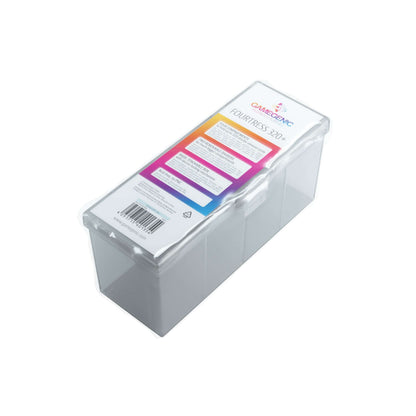 Accessoires Doorzichte Fourtress opbergbox waarin je volledige decks, dobbelstenen, tokens en 320 kaarten met dubbele sleeves kunt opbergen.