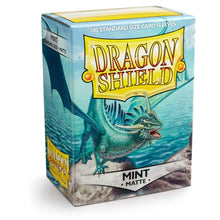 Accessoires Standard-size Dragon Shield Matte sleeves (63x88mm) met origineel draken artwork. Deze sleeves zijn PVC-vrij en geschikt voor kaartspellen zoals Magic: The Gathering, Pokémon TCG en Lord of the Rings TCG. Een box bevat 100 sleeves en is voorzi