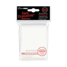 Accessoires Witte Deck Protectors voor standaard kaarten (66x91 mm). Een pakje bevat 50 deck protectors.