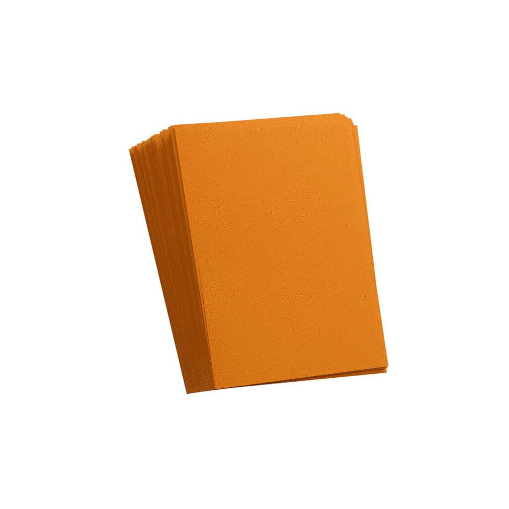 Accessoires Deze oranje Matte Sleeves bieden een hoogwaardige bescherming voor standaard formaat kaarten van maximaal 64x89mm.