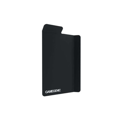 Accessoires Zwarte, casual deckbox die geschikt is voor het beschermen en opbergen van maximaal 80 kaarten met dubbele sleeves.