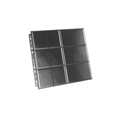 Accessoires 24-pocket pagina's van hoge kwaliteit, geschikt voor Playset Ring Binders. Deze pack bevat 10 zwarte, sideloading pagina's.