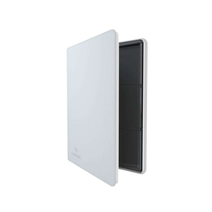 Accessoires Dit groene Zip-Up album is met een rits te openen en sluiten en is voorzien van 20 sideloading 18-Pocket pagina's voor een totale capaciteit van 360 kaarten (zelfs met dubbele sleeves).
